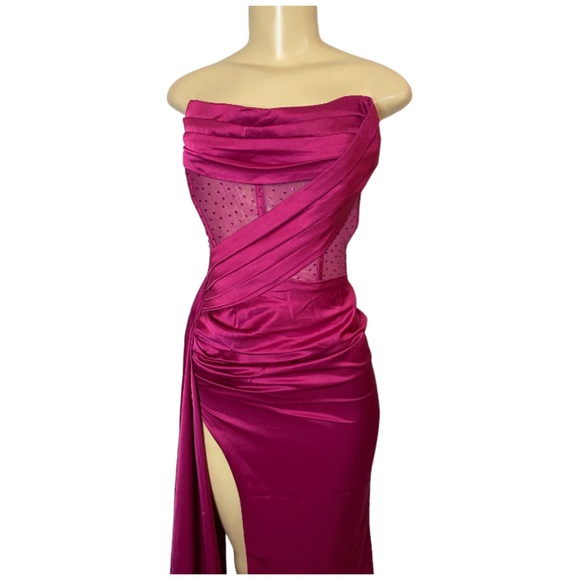 Miss Circle Holly Fuchsia Crystallized Corset High Slit Satin Gown Size XS - Picture 3 of 13